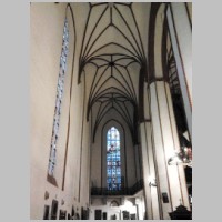 Wnętrze Bazyliki Archikatedralnej św. Jana Chrzciciela w Warszawie, photo Vert, Wikipedia.jpg